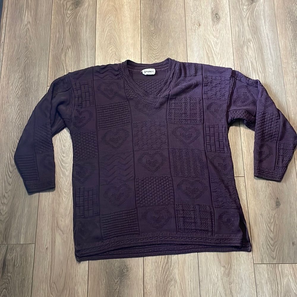Super Cool Womens Vintage Spunky Heart B-Neck Sweater Large